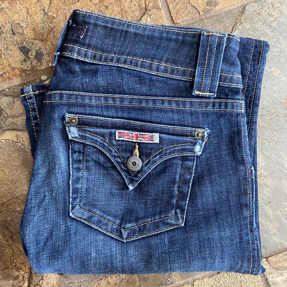 Hudson Jeans - Beth Mid-Rise Baby Bootcut 27X32